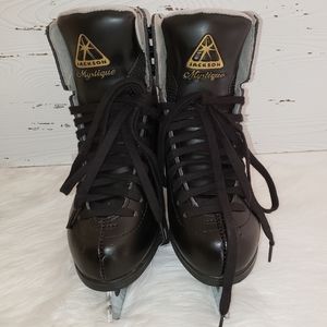 Jackson Mystique Ice Skates